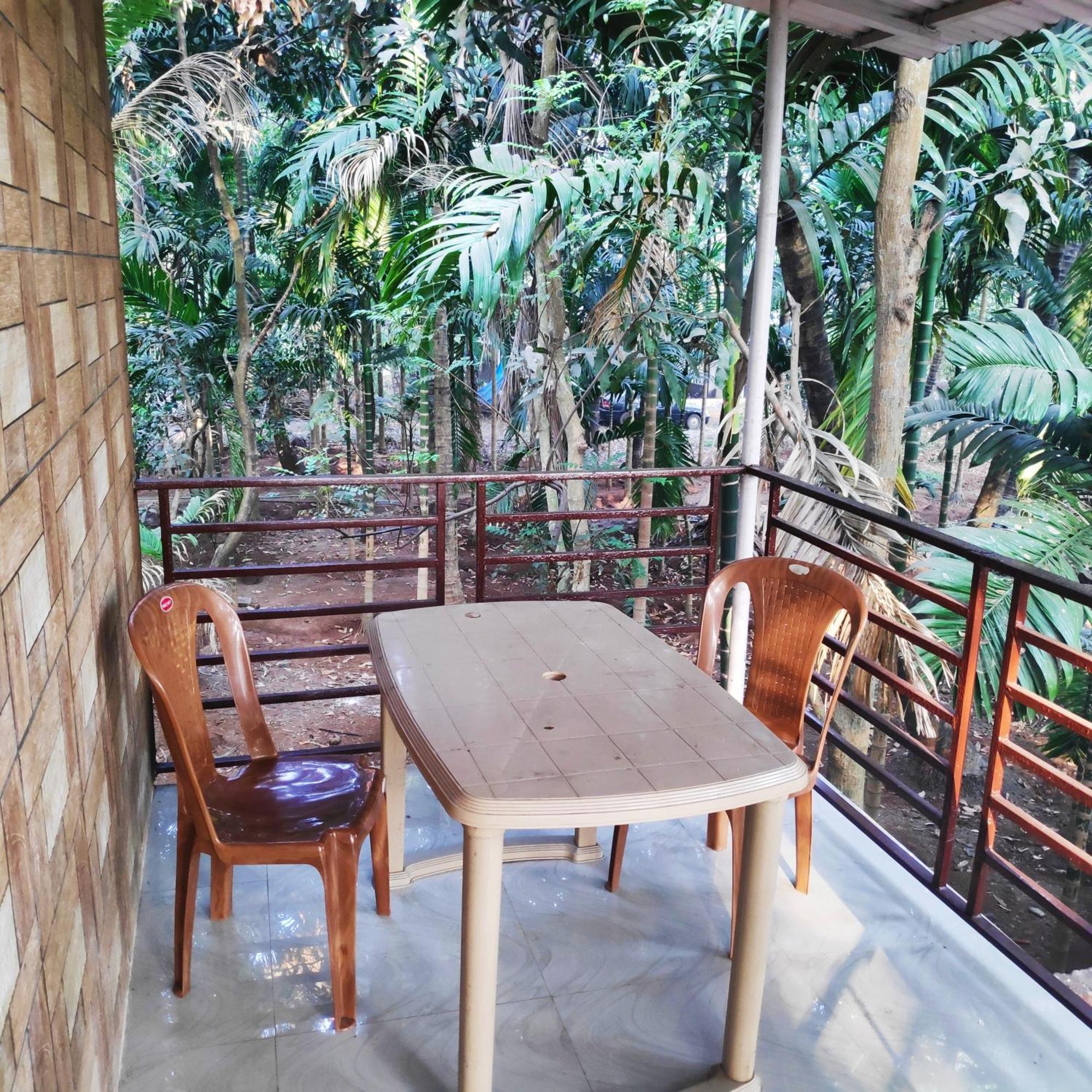 Ashish Baug Cottage Alībāg Rum bild